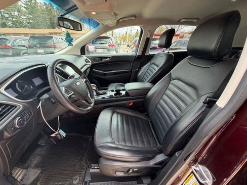 Used 2018 Ford Edge SEL w/ Equipment Group 201A AWD/4WD image 9