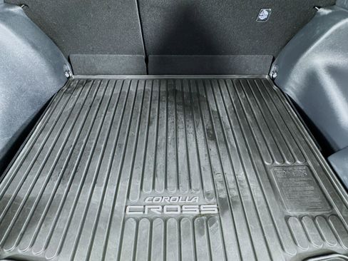 Used 2024 Toyota Corolla Cross AWD Hybrid image 61