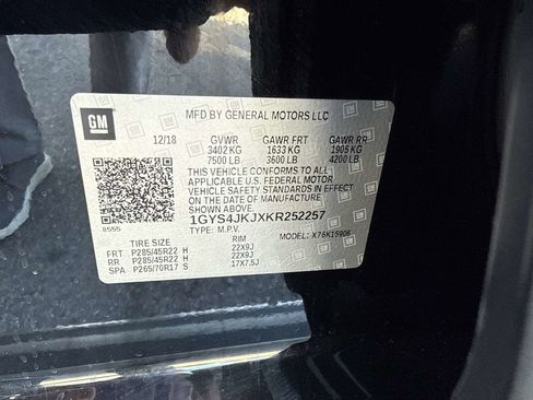 Used 2019 Cadillac Escalade ESV Premium Luxury image 30