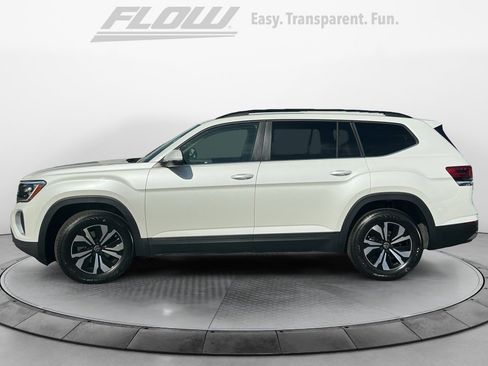 New 2026 Volkswagen Atlas SE image 4