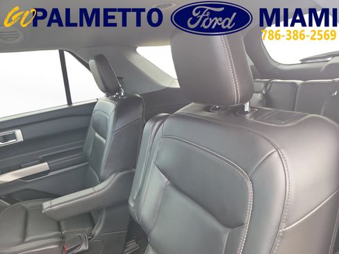 Used 2023 Ford Explorer XLT w/ Equipment Group 202A RWD image 13
