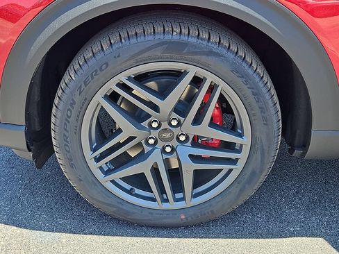 New 2026 Ford Explorer ST-Line w/ ST-Line Street Pack RWD image 17