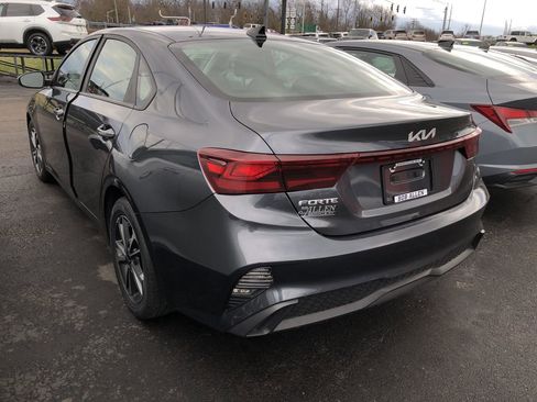 Used 2024 Kia Forte LXS image 4