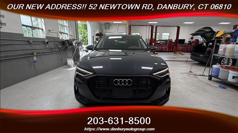 Used 2021 Audi e-tron Premium w/ Convenience Plus Package AWD/4WD image 8