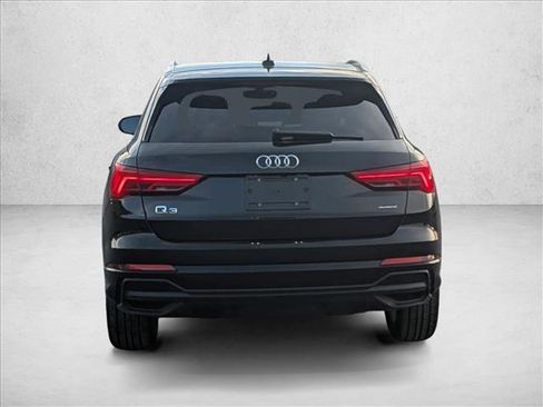 Used 2024 Audi Q3 2.0T Premium image 7