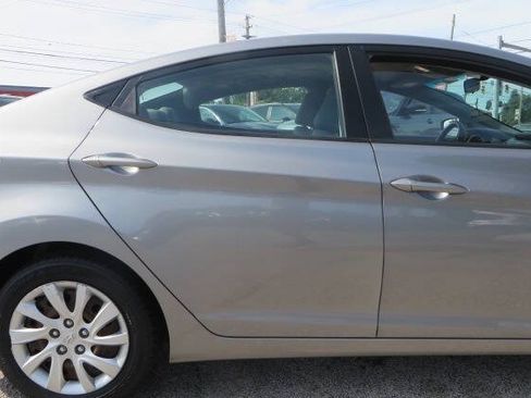 Used 2012 Hyundai Elantra GLS FWD image 33
