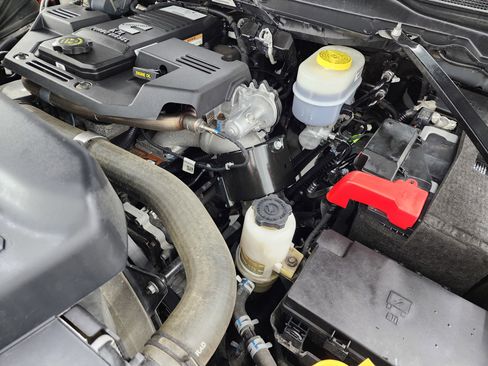 Used 2023 RAM 2500 Big Horn w/ Night Edition image 19