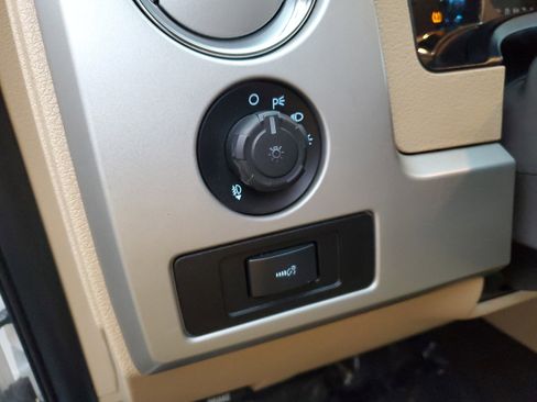 Used 2012 Ford F150 Lariat w/ Lariat Plus Pkg image 13