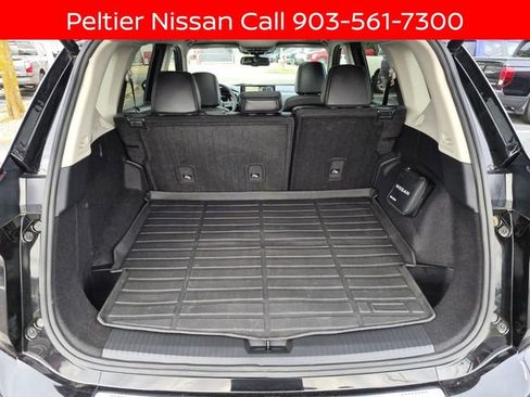 Certified 2024 Nissan Rogue SL w/ SL Premium Package FWD image 9