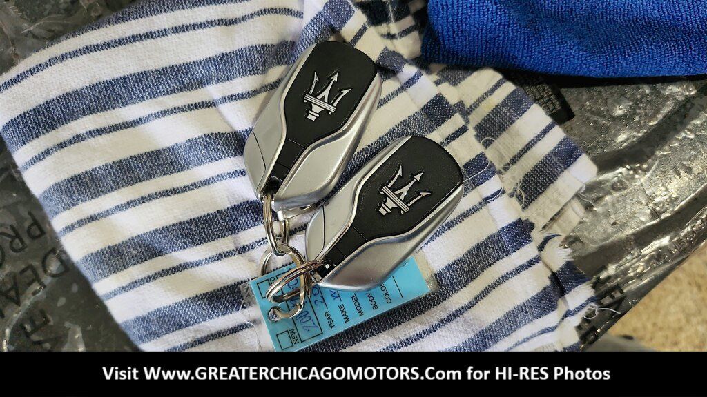 Used 2014 Maserati Quattroporte GTS RWD image 40
