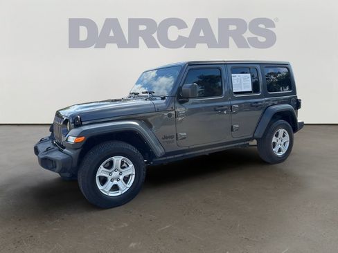Used 2021 Jeep Wrangler Unlimited Sport AWD/4WD image 3