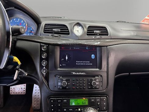 Used 2011 Maserati GranTurismo S RWD image 24