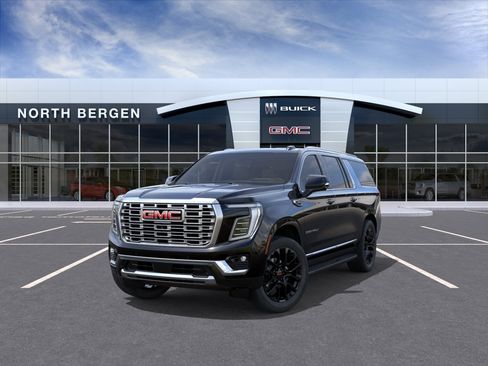 New 2026 GMC Yukon XL Denali w/ Advanced Technology Package AWD/4WD image 8