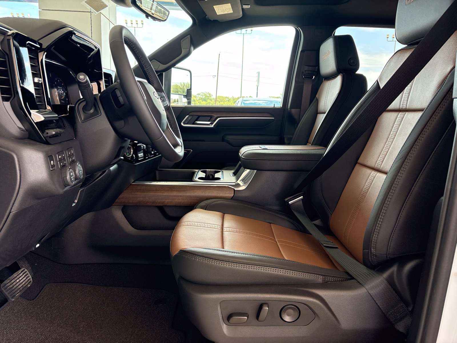 New 2026 Chevrolet Silverado 2500 High Country w/ High Country Premium Package AWD/4WD image 19