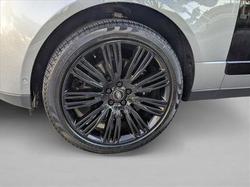 Used 2022 Land Rover Range Rover Westminster Edition image 25