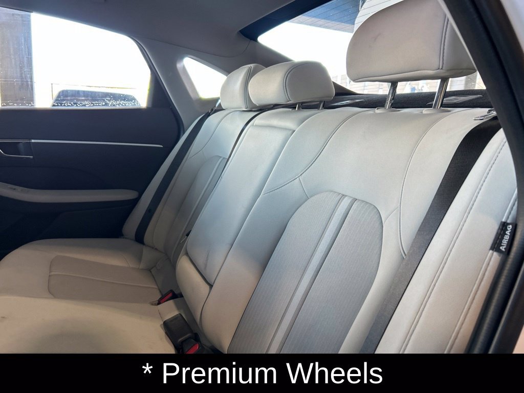 Used 2023 Hyundai Sonata SEL FWD image 29