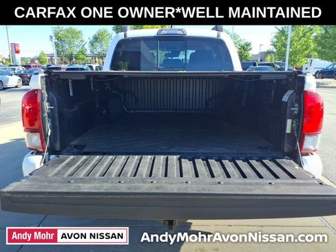Used 2019 Toyota Tacoma SR5 AWD/4WD image 9