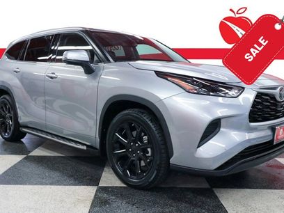 Used 2022 Toyota Highlander L