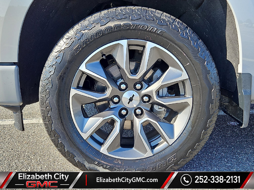 Used 2024 Chevrolet Silverado 1500 RST w/ Z71 Off-Road Package AWD/4WD image 9