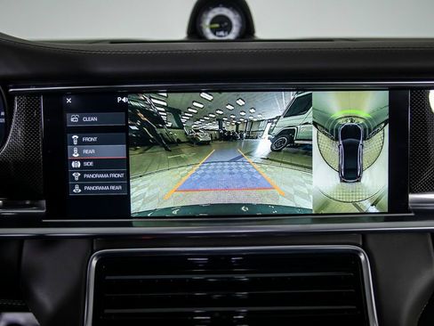 Used 2018 Porsche Panamera Turbo S Executive image 35