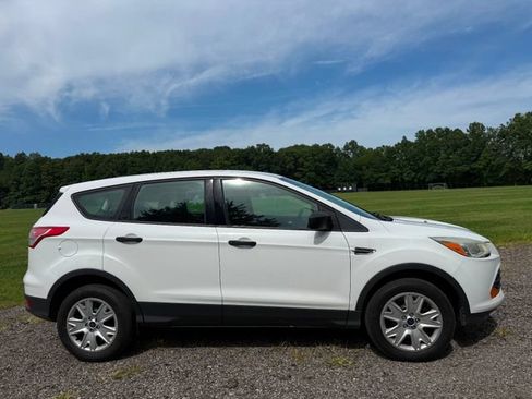Used 2013 Ford Escape S FWD image 5
