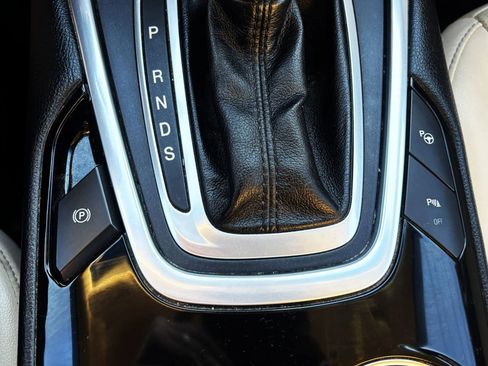 Used 2015 Ford Edge Titanium w/ Equipment Group 302A image 28