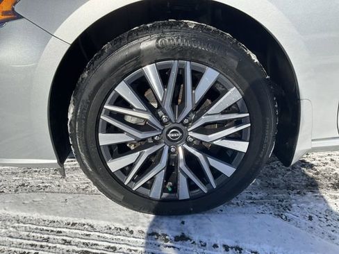 Certified 2023 Nissan Altima 2.5 SV image 8