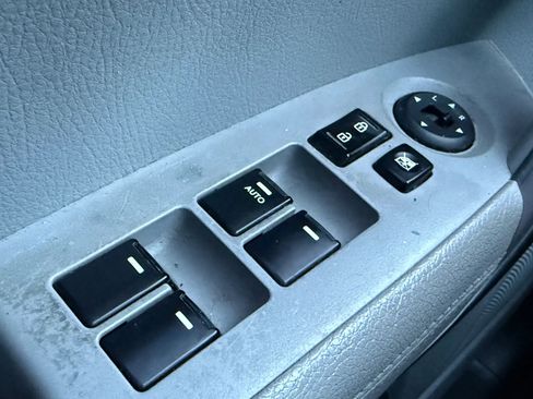 Used 2015 Kia Sorento LX image 23