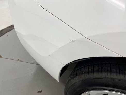 Used 2019 Toyota Corolla LE FWD image 32