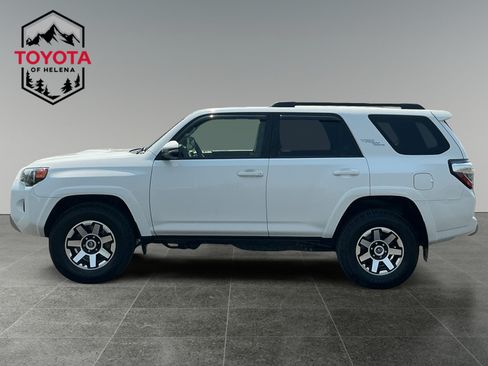 Used 2020 Toyota 4Runner SR5 Premium AWD/4WD image 2
