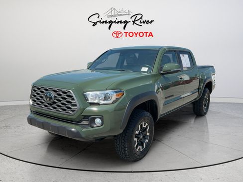 Used 2021 Toyota Tacoma TRD Off-Road AWD/4WD image 3