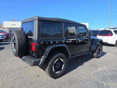 Used 2022 Jeep Wrangler Unlimited Rubicon w/ LED Lighting Group AWD/4WD image 3