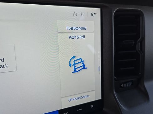 New 2025 Ford Bronco 4-Door AWD/4WD image 34
