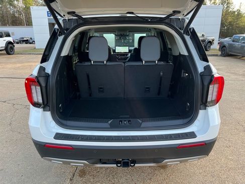 New 2026 Ford Explorer Active w/ Active Comfort Package image 15