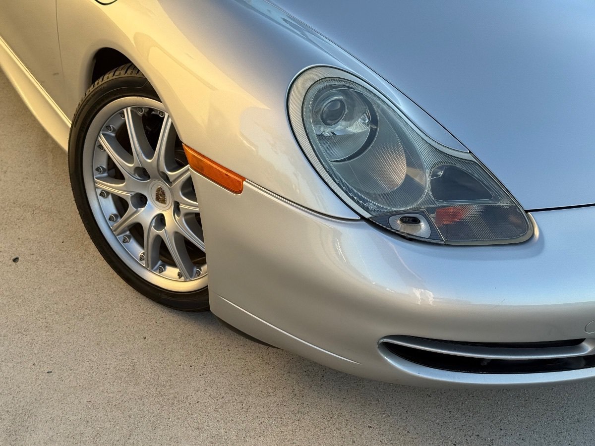 Used 2001 Porsche 911 Cabriolet image 3