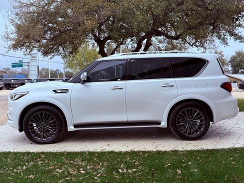 Used 2023 INFINITI QX80 Sensory w/ Cargo Package image 9