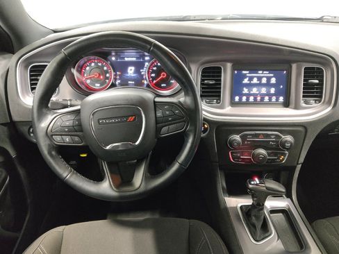 Used 2022 Dodge Charger SXT w/ Cold Weather Package RWD image 22