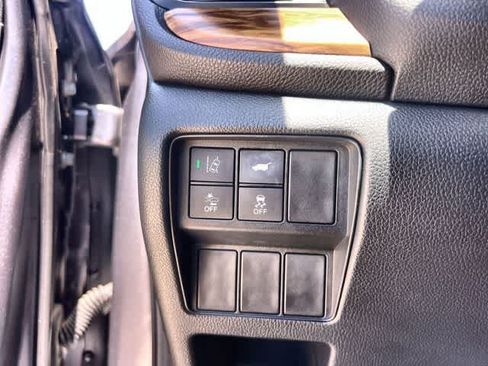 Used 2017 Honda CR-V EX-L image 29