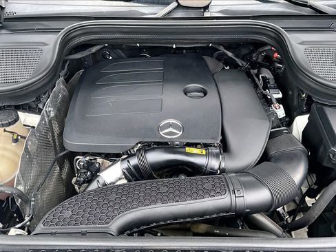 Used 2020 Mercedes-Benz GLE 350 4MATIC image 33