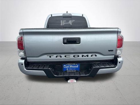 Certified 2023 Toyota Tacoma TRD Off-Road w/ Technology Package AWD/4WD image 9