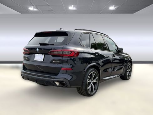 Certified 2023 BMW X5 xDrive45e w/ Executive Package image 9