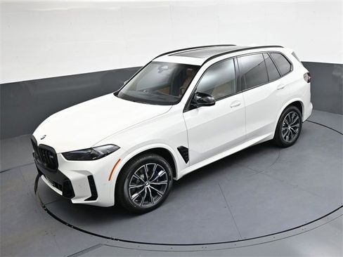 New 2026 BMW X5 M60i w/ Executive Package image 23