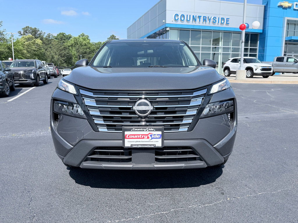 Used 2025 Nissan Rogue SV FWD image 3