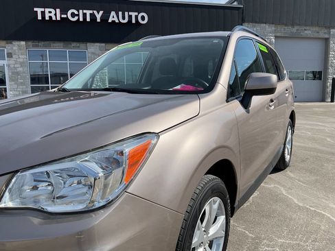 Used 2015 Subaru Forester 2.5i Premium image 2