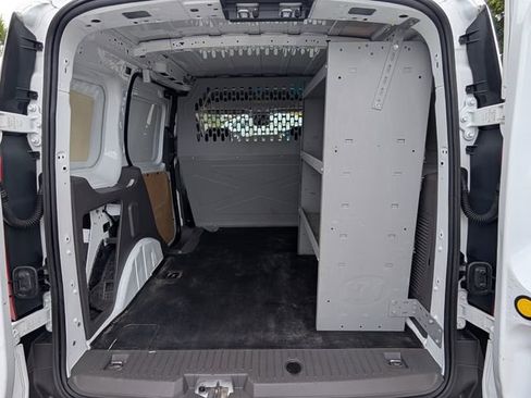 Used 2020 Ford Transit Connect XL image 9