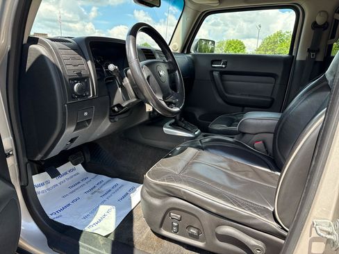 Used 2006 HUMMER H3 AWD/4WD image 10