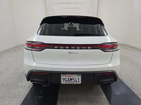 Used 2023 Porsche Macan AWD/4WD image 7