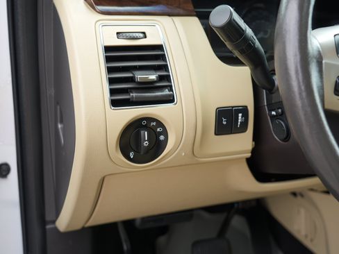 Used 2019 Ford Flex Limited w/ Equipment Group 303A AWD/4WD image 16