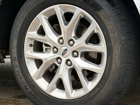 Used 2021 Ford Expedition Max XLT RWD image 11