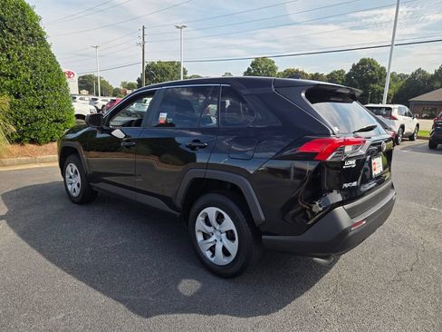 Used 2024 Toyota RAV4 LE FWD image 9
